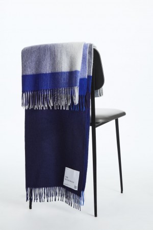 COS Checked Lambswool And Cashmere Takaró Női Kék | NDKT-76403