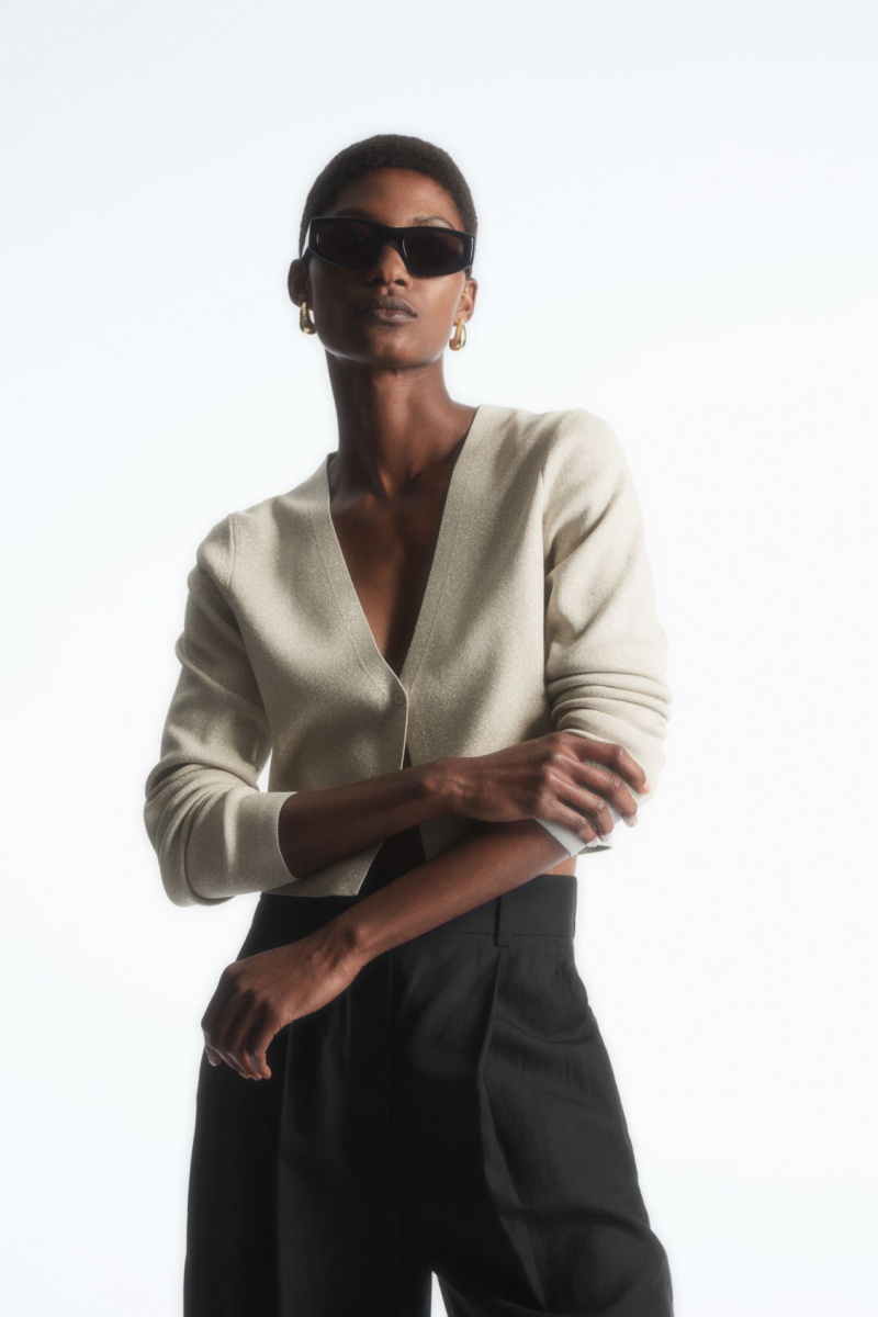 COS Minimal Cropped V-Neck Kardigán Női Krém | FMBW-63724