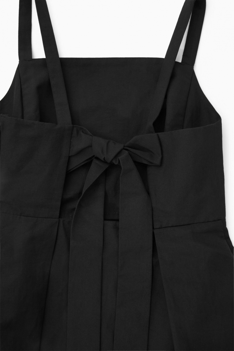 COS Open-Back Mini Pinafore Ruha Női Fekete | YTHA-73412