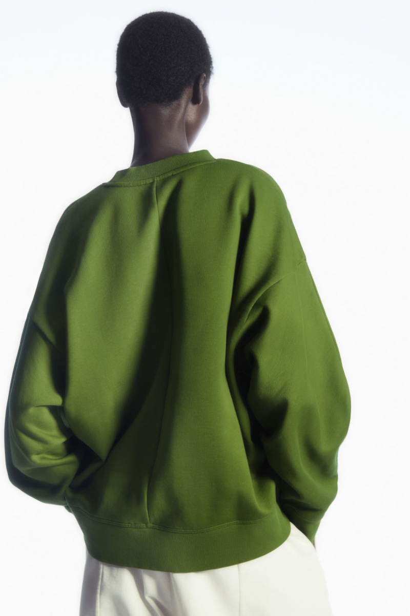 COS Oversized Fleece-Back Pulóver Női Zöld | BYFG-16970