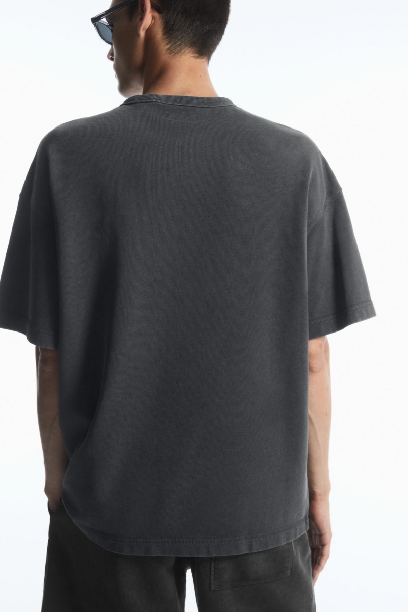 COS Oversized Rövid-Sleeved Pulóver Férfi Fekete | HXRV-86275